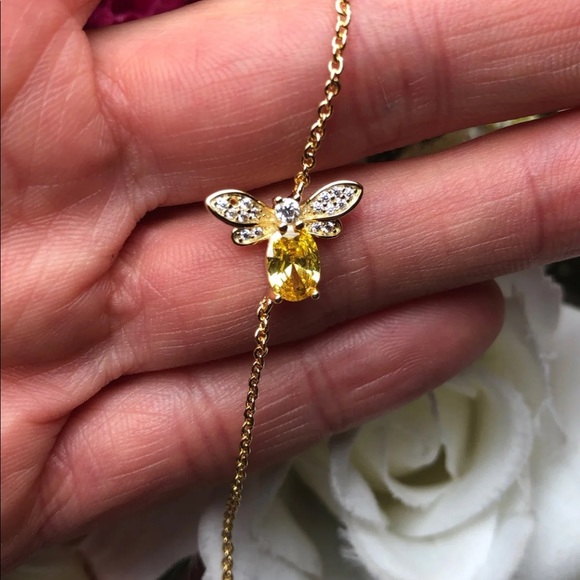 New! 925 stamped/18k gold filled bee bracelet - Picture 2 of 5